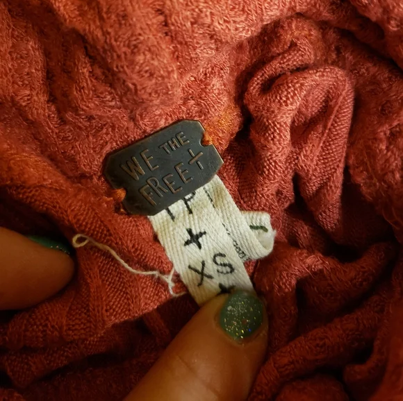 Free People hi low swing sweater stretchy boxy fit - Picture 2 of 13